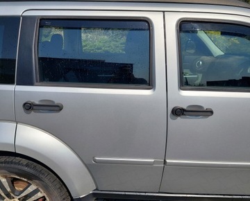 ДВЕРИ ПЕРЕДНИЕ ЗАДНИЕ ЛЕВАЯ ПРАВАЯ DODGE NITRO