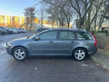 Volvo V50 1.6 D2 115KM 2011 Volvo V50 Volvo V50 1,6 Diesel Summum FV 23 Zamiana 1.6 Diesel 115KM, zdjęcie 5