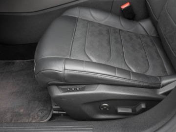 Citroen C5 X Plug-In 1.6 PureTech Plug-In 180KM 2023 Citroen C5X ZS674TH#1.6 PHEV 225 Shine Pack EAT8, zdjęcie 9