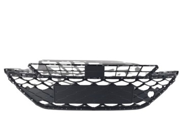 Atrapa grill przedni SEAT ATECA 575853668M9B9