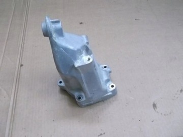 MERCEDES E W212 651 3.0 HYBRIDNÍ UCHYCENÍ MOTORU PRAVÁ