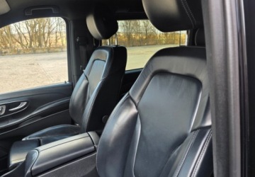 Mercedes Klasa V W447 Długi Facelifting 2.0 250d 190KM 2023 Mercedes-Benz Klasa V 4- MaticSalon PLBezwypadkowyAMGElektryczne drzwiGwar, zdjęcie 10