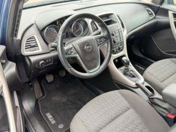 Opel Astra J GTC 1.4 Turbo ECOTEC 140KM 2013 Opel Astra 1.4t 140KM Serwis Gotowy do jazdy 1.4 Benzyna 140KM, zdjęcie 21