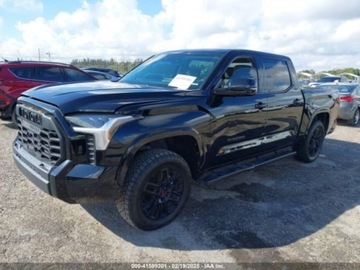 Toyota Tundra II 2022 Toyota Tundra 2022r., SR5, od ubezpieczalni 3.4 Benzyna 389KM, zdjęcie 2