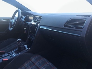 Volkswagen Golf VII GTI 3d Facelifting 2.0 TSI 245KM 2017 Volkswagen Golf Salon PL, Serwisowany, ACC, Ambiente, 2.0 Benzyna 244KM, zdjęcie 33