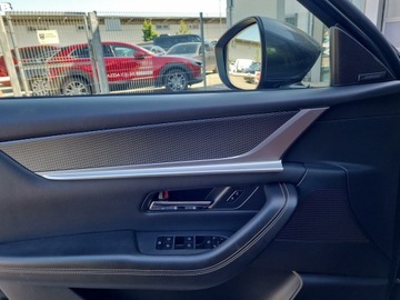 Mazda CX-60 2023 Mazda CX-60 3.3 D mHEV Exclusive Line aut, zdjęcie 17