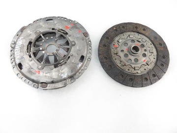 SPRZĘGŁO VW GOLF V 1.9 TDI 323054110