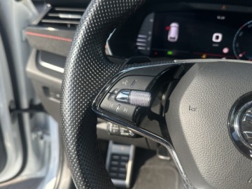 Skoda Octavia IV Kombi 2.0 TDI SCR 200KM 2022 Skoda Octavia RS 2.0 TDI 200KM 4x4 Head-Up Matrix, zdjęcie 28