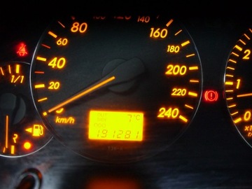 Toyota Avensis I Kombi 1.8 129KM 2003 Toyota Avensis 1.8 bez rdzy i korozji bezwypadkowy, zdjęcie 16