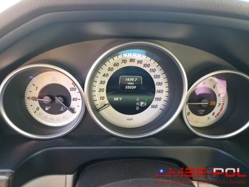 Mercedes Klasa E W213 2016 Mercedes-Benz Klasa E _E 350_3.5 L_V6_RWD_2016 3.5 Benzyna 302KM, zdjęcie 9
