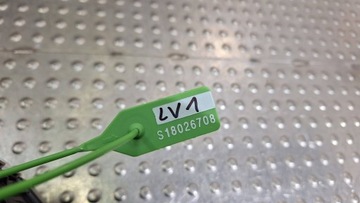 PŘÍSTROJOVÁ DESKA BUDÍK TACHOMETR TFT P31296950 VOLVO V40 II