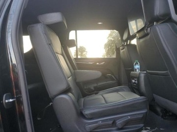  GMC Yukon 2024, 6.2L, 4x4, XL DENALI, porysowany lakier 6.2 Benzyna 420KM, zdjęcie 9