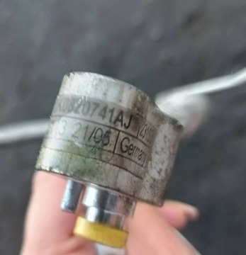 AUDI A3 8P 08-13R 2.0 TDI PŘÍVOD KLIMATIZACE 1K0820741AJ