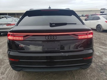 Audi Q8 2022 Audi Q8 Premium Plus 2022 3.0l 3.0 Benzyna 335KM, zdjęcie 2
