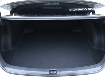 Toyota Corolla XII Sedan 1.8 Hybrid 122KM 2020 Toyota Corolla 1.8 Hybrid, Salon Polska, zdjęcie 13