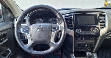 Mitsubishi L200 VI 2.2 Diesel 150KM 2019 Mitsubishi L200 Aut. 4x4 Super Select Instyle, I wl. polski salon, serwis, zdjęcie 10
