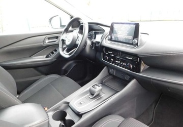 Nissan Qashqai II Crossover Facelifting 1.3 DIG-T  160KM 2020 Nissan Qashqai Gwarancja Bezwypadkowy 100 1.3 Benzyna 160KM, zdjęcie 4