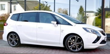 Opel Zafira C Tourer 1.6 CDTI ECOTEC 136KM 2014 Opel Zafira OPC LINE|7 Foteli|Panorama| Navi|Kamer, zdjęcie 4