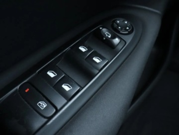 Citroen C4 II Hatchback 5d Facelifting 1.6 VTi 120KM 2015 Citroen C4 1.6 VTi, Salon Polska, Klima, zdjęcie 13