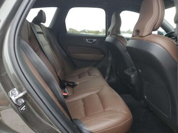 Volvo XC60 II 2021 Volvo XC 60 T5 Momentum 2021 2.0l 2.0 Benzyna 250KM, zdjęcie 10