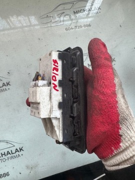 DAIHATSU SIRION II PŘEPÍNAČ SKEL