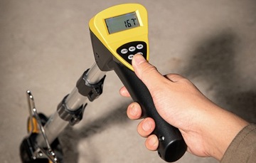 Измерительное колесо с дисплеем/одометром Deli Tools EDL9713, 150 мм