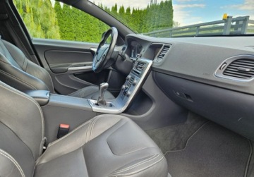 Volvo V60 I Kombi Facelifting 2.0 D2 DRIVE-E 120KM 2018 Volvo V60 V 60,Faktura VAT marza Zarejestrowany w Polsce 2.0 Diesel 120KM, zdjęcie 31
