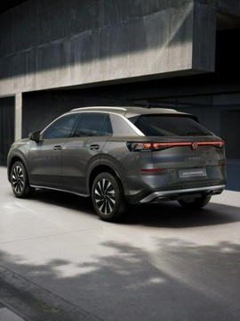 Volkswagen T-Roc I SUV Facelifting 1.5 TSI ACT 150KM 2026 Volkswagen T-Roc Style 1.5 eTSI 150 KM DSG Zamów, zdjęcie 12