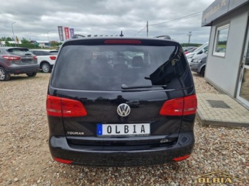 Volkswagen Touran II 1.2 105KM 2011 Volkswagen Touran Hak Grzane Fotele Czujniki Parkowania Alufelgi 1.2, zdjęcie 2