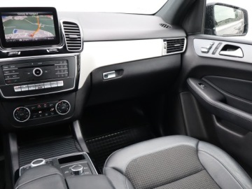 Mercedes GLE W166/C292 SUV 2.1 250d 204KM 2018 Mercedes GLE GLE 250 d, Salon Polska, zdjęcie 7