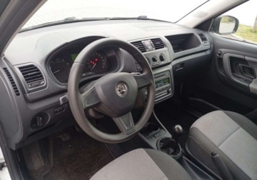 Skoda Fabia II Hatchback Facelifting 1.2 HTP 60KM 2014 Skoda Fabia Zarejestrowany - ubezpieczony - benzyna - 1,2 - 60 KM 1.2 60KM, zdjęcie 18