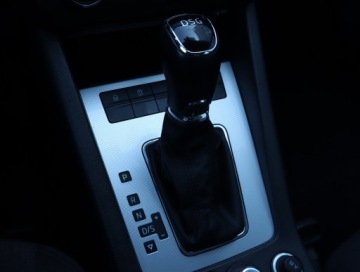 Skoda Octavia III Kombi 2.0 TDI CR DPF 150KM 2015 Skoda Octavia 2.0 TDI, Salon Polska, Serwis ASO, zdjęcie 16