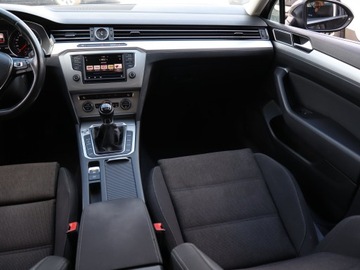 Volkswagen Passat B8 Limousine 2.0 TDI BlueMotion Technology 150KM 2016 VW Passat 2.0 TDI, Salon Polska, Navi, Klima, zdjęcie 7
