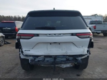 Jeep Grand Cherokee V 2023 Jeep Grand Cherokee 2023 Jeep Grand Cherokee Altitude 4x4 3.6 Benzyna 293KM, zdjęcie 2