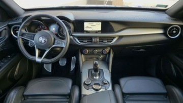 Alfa Romeo Stelvio SUV 2.0 Turbo 280KM 2018 Alfa Romeo Stelvio 2,0 benzyna 280 KM automat 4x4 Salon Polska 100 tys km, zdjęcie 17