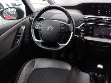 Citroen Grand C4 Picasso II Grand Picasso Facelifting 1.2 PurTech 130KM 2017 Citroen C4 Grand Picasso PureTech 130, 7 miejsc, zdjęcie 6