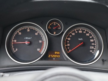 Opel Zafira B 1.9 CDTI ECOTEC 100KM 2007 Opel Zafira 1.9 CDTI, 7 miejsc, HAK, Klima,ALU, zdjęcie 10