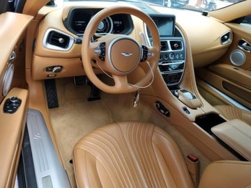 Aston Martin DB11 2017 Aston Martin DB11 2017, 5.2L, od ubezpieczalni, zdjęcie 7