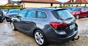 Opel Astra J Sports Tourer 1.4 Turbo ECOTEC 140KM 2011 Opel Astra BENZYNA AUTOMAT bogata wersja COSMO nawigacja okazja 1.4, zdjęcie 19
