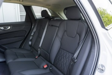 Volvo XC60 II 2026 Volvo XC 60 Ultra Dark B5 AWD mild hybrid Benzyna, zdjęcie 19