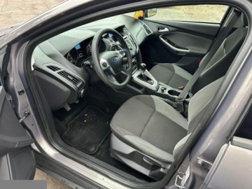 Ford Focus III Kombi 1.0 EcoBoost 125KM 2012 Ford Focus 1.0 EcoBoost STart-Stopp-System Trend 125KM 2012r, zdjęcie 12