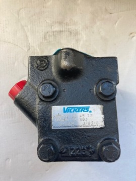 Насос VICKERS VTM28-20-45-12-10 114 НОВЫЙ