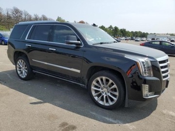Cadillac Escalade III 2019 Cadillac Escalade 2019, 6.2L, 4x4, PREMIUM LUXURY, od ubezpieczalni, zdjęcie 3