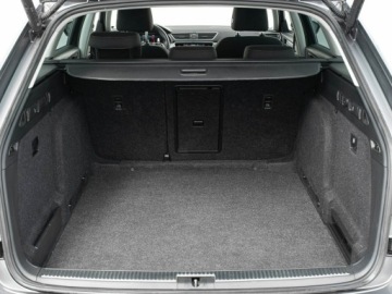 Skoda Superb III Kombi Facelifting 2.0 TDI SCR 150KM 2022 Škoda Superb Skoda Superb WD4462R#2.0 TDI Style, zdjęcie 28