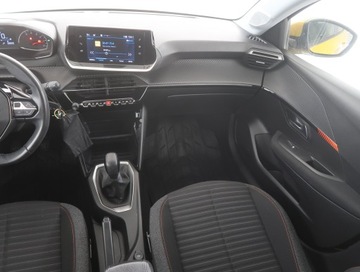 Peugeot 208 II Hatchback 1.2 PureTech 75KM 2021 Peugeot 208 1.2 PureTech, Salon Polska, zdjęcie 7