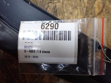 ZÁSTĚRKA PRAVÝ PŘEDNÍ ISUZU D-MAX III 2021 6290