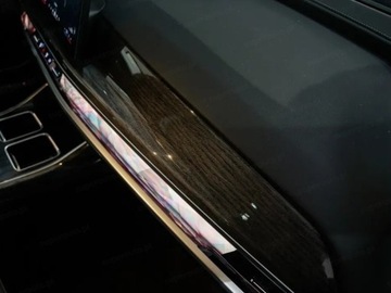 BMW Seria 7 G70 Sedan 3.0 40d 299KM 2025 BMW Seria 7 740d xDrive Sport Sedan 3.0 (299KM) 2025, zdjęcie 9