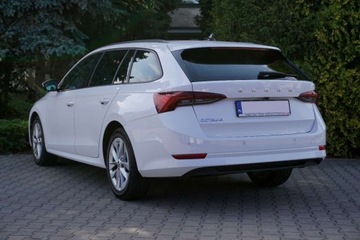 Skoda Octavia IV Kombi 1.0 TSI 110KM 2020 Skoda Octavia CarPlayAA, kamera, isofix, salon PL, LaneAssist, klima 2stre, zdjęcie 6
