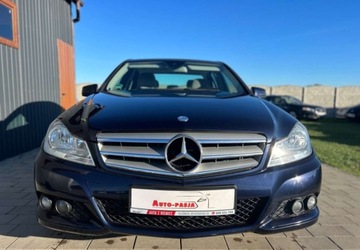 Mercedes Klasa C W204 Limuzyna 1.8 180 CGI BlueEFFICIENCY 156KM 2011 Mercedes-Benz Klasa C 1,8 benzyna 156KM, Automat, Idealny Stan, Bardzo Zad, zdjęcie 2