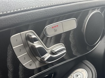 Mercedes GLC C253 SUV Facelifting 2.0 220d 194KM 2019 Mercedes-Benz GLC 220 Aktywny tempomat/ Podgrzewan, zdjęcie 19